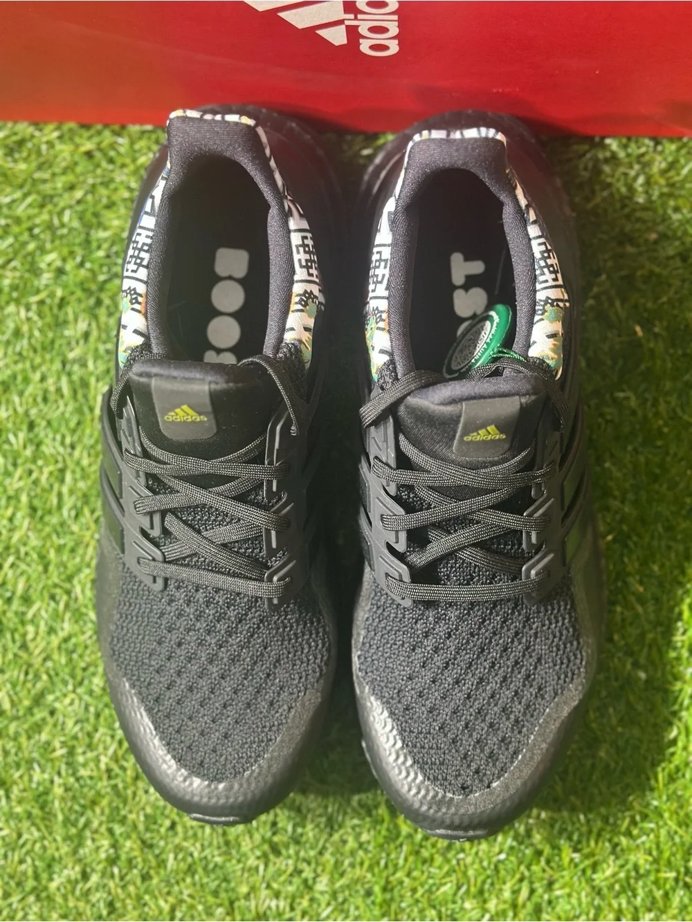 ADIDAS ULTRABOOST DNA , SIZE 7 MENS , COLOR:CORE BLACK/ GOLD METALLIC, NEW